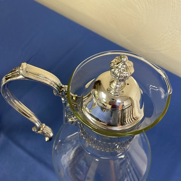Vintage Kent Silversmith Glass Pitcher Carafe + Silver Pedestal Warmer Stand - Picture 9 of 13